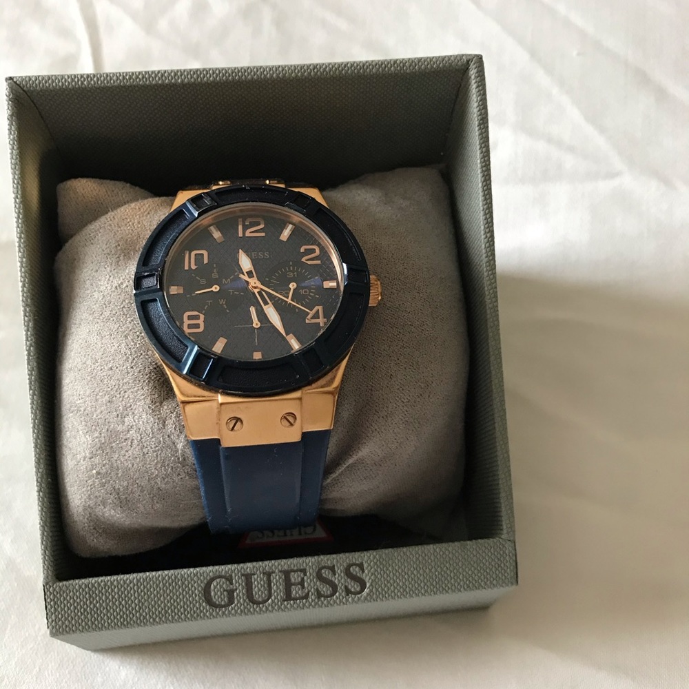 Guess watch